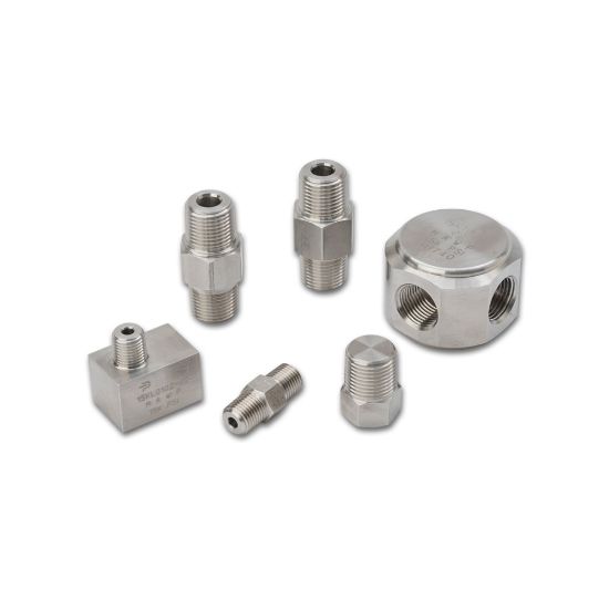 Picture of 15K0202-6-6C - NPT Adapters
