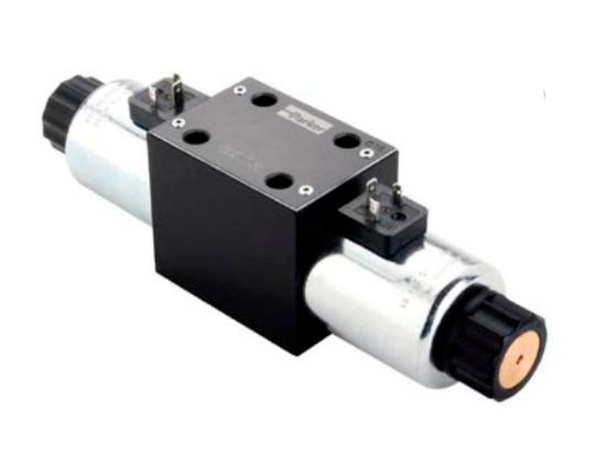 Picture of D3W008CNYC - D3W Series - Double solenoid, 3 position, spring centered